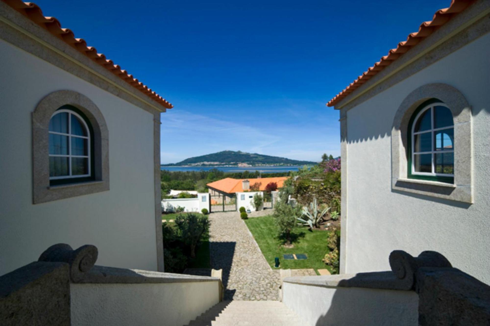 Rinoterra Minho Hotell Caminha Exteriör bild